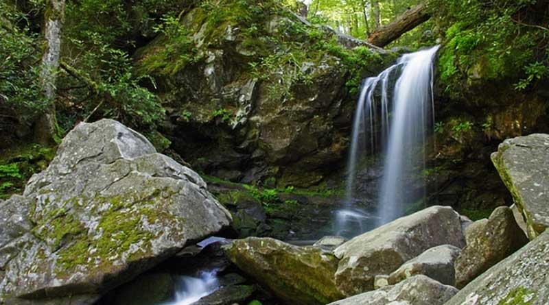 Hiking Trails in Gatlinburg TN with Waterfalls