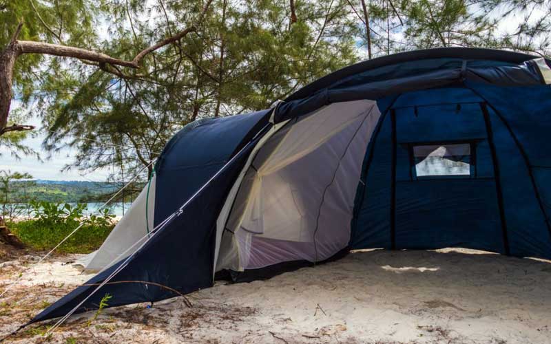 How to Choose a 6-Person Camping Tent?