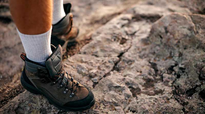 Should Your Toes Touch in Hiking Boots? 