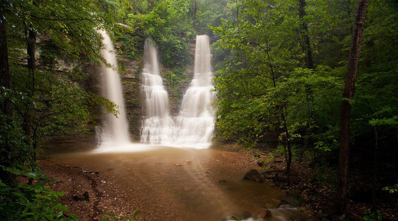 7 Hiking Trails in Arkansas with Waterfalls
