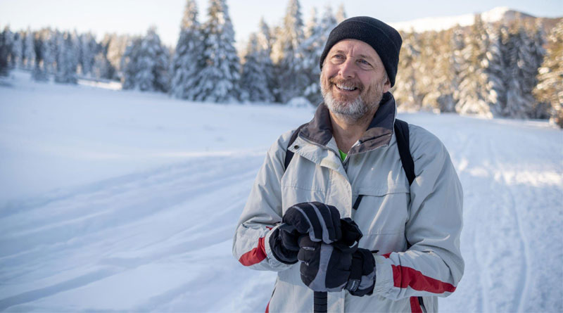 Best Gloves for Extreme Cold